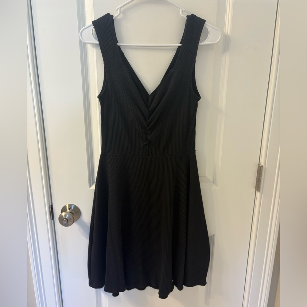 Bundle of Dresses - Picture 6 of 7